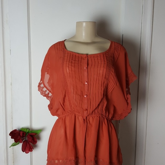 Forever 21 Tops - 🎈🎈SALE🎈🎈Beautiful Forever21 Orange Shirt